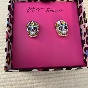 Betsey Johnson Multicolor Skull Stud Earrings NWOT